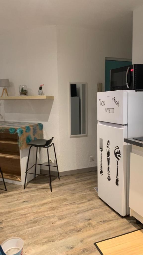 Studio 24M2 Intra-Muros Авиньон Екстериор снимка